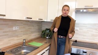 Hawt Real Estate Agent Gets Banged By Big Cock Clients