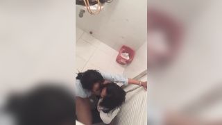 Compil lesbians amateur