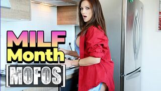 MOFOS - Mandy Flores Gives A Lot Of Hints To David Flores That She Desires Her Ass To Be Fucked