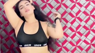 Viral 2026! Exhibitionist Dj Kitty Masturbates in Black Lingerie Until the Floor Is Wet