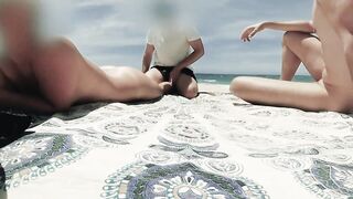  A stranger puts cream on me, shows his wang. Bf throws him out