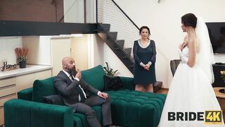 BRIDE4K. I just wanted to screw at my wedding...