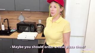 "Please just don't complain to my superiors!" I banged the girl who delivered my order