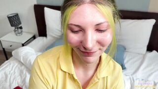 "Please just don't complain to my superiors!" I banged the girl who delivered my order