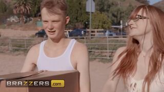 Brazzers - Ebony Mystique Shakes Her Round Butt In advance of Indulging In A threesome With Hazel Moore