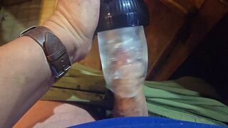 I love this vibrator makes a cum explotion