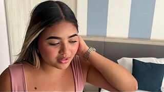 Left in the street by her boyfriend, I picked her up and this honey let me fuck her out of gratitude.