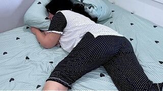 Mature stepmom in her pajamas acceded to have anal-act of love with her stepson when this stud inserted his cock into her