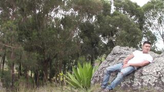 Dia Perfecto Para un Pajazo al Aire Libre con un Monton de CUM