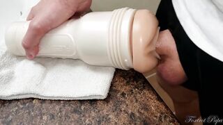 Big Weenie pumping air tight pussy - Creampie Riley Reid FleshLight