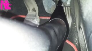 Hawt Speedy Driving in Patent Black Pumps and Seamed Black Pantyhose