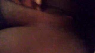 Bulky twat squirting