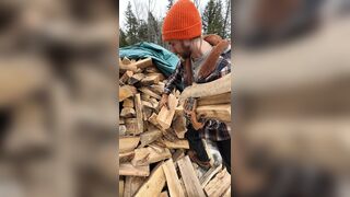 Blowjobs in the backyard! Big Shlong Trans Cutie Vanniall Seduces Wood Hauler For Outdoor Fellatio-job & Hard Anal Pounding