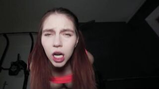 This chick Went To The Wrong Gym