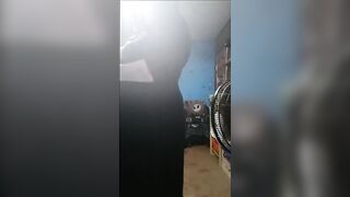 "Booty Shaking" - Compilation of some of my short clips :)