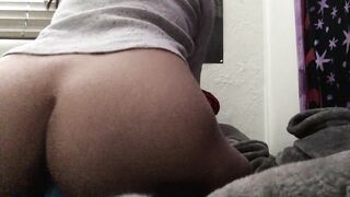 My first vid and dildo