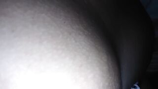 Tinder MILF & I screw her on the first date and cum on her vagina