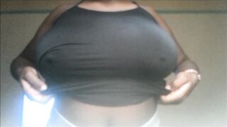 Ebony boob Reveal