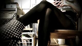 Long Legs Ignore YOU