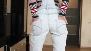 Girl pees jeans
