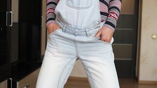 Girl pees jeans