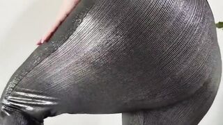 Play Juicy Twat Y Clictoris