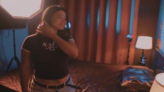 Fake Agent Screwed Model During the time that Taking Nude Photos of Her