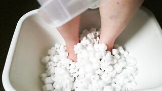 Fun with packing peanuts