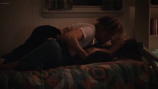 Chloe Grace Moretz Lez edited (2019)