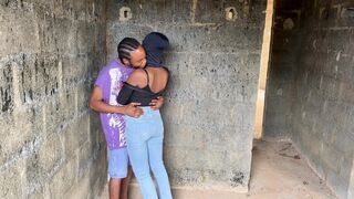Charming Teen Hotty Banged Outdoor in Nigeria for the first Time