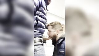 Hot daddy gives hot fellatio to hawt hunk in public washroom