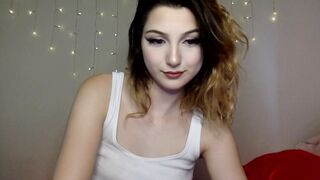 TEEN CAMGIRL GSTRING STRIPTEASE CHATURBATE BEDROOM LIVESTREAM RECORDING