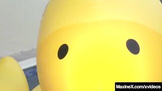 MAXINE X FINGER BANGING SOLO PLAY