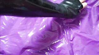 Putting on long Latex opera gloves