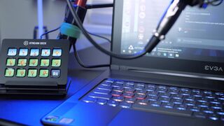 The Most COMPACT Streaming Sit-Stand Setup??