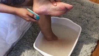 Mistress g feet foot fetish