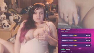 Viewers Team Up to Get Gamer Beauty all Creamy LIVE on Plexstorm Stream