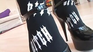 Bulky Twat Hottie in Tall Boots Gets Her Twat Licked and Fucked by a Big Weenie Stud