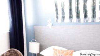 Caught fucking on camera - s1e10
