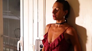 She arrives while raining for a passionate fuck