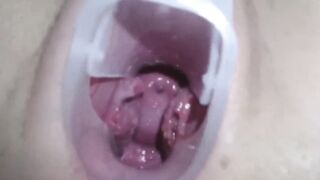 CLOSE UP CUNT MASTURBATION