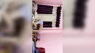 New nepali movie scene. Budo bides ma xa maja aaiyo earkako ko budii lai daro haniyo. With neighbour wife with hotel room
