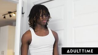 ADULT TIME - Gamer Ryan Jacobs & Roommate Jade Desire Turn Shoulder Massage Into Jerk Off Session