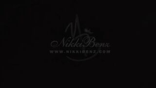 Legendary Blondes Nikki Benz and Jazzy Berlin Getting off!