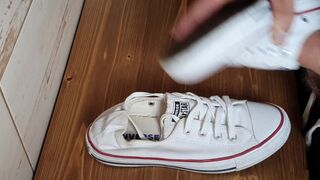 Cumming on new Converse