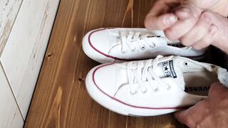 Cumming on new Converse