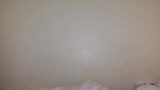 CHATURBATE TEEN CAMGIRL CONSTRICTED BUTTHOLE + GLASS BOOTY-RAMMING BEDROOM LIVESTREAM