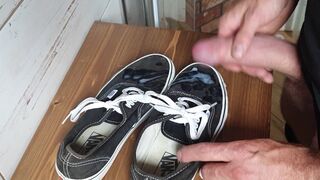 Cum on Vans