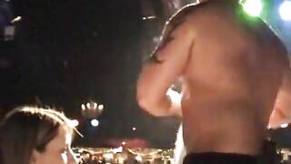 Hawt Dancer Puts on a Show She’ll Never Forget