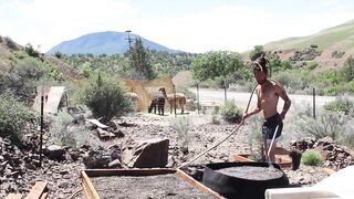 Knotty Male Spreading Seed & Shredded Abs. Full HD